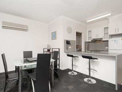 25/11 Regal Place, East Perth WA 6004