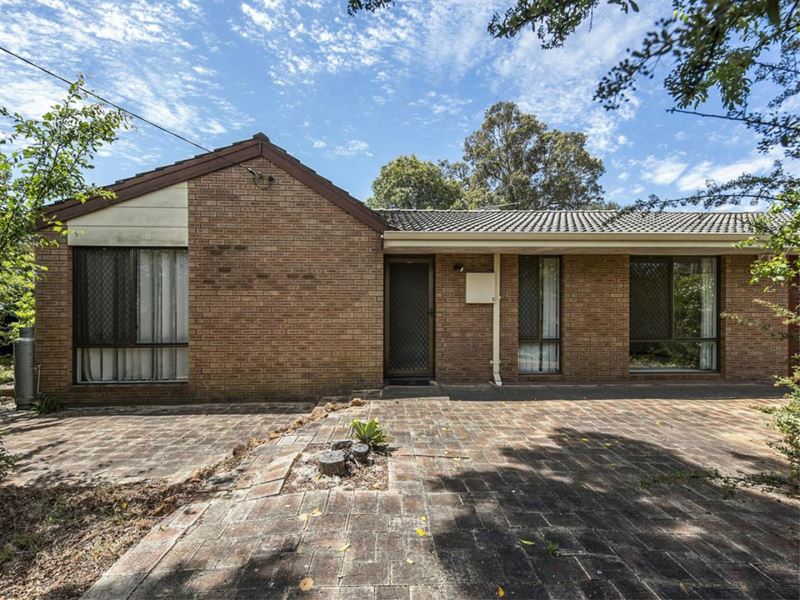 5 Banner Place, Lesmurdie