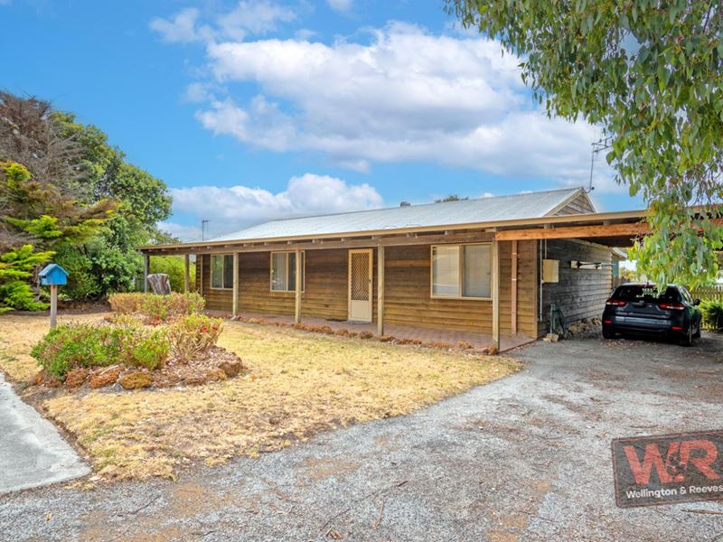 4 Rycraft Drive, Spencer Park WA 6330