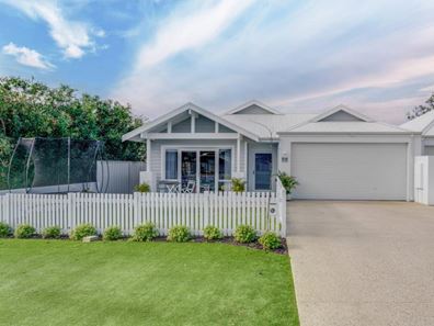 10B Cathryn Street, Halls Head WA 6210