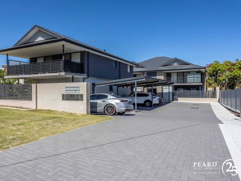 2/17 Dorchester Avenue, Warwick
