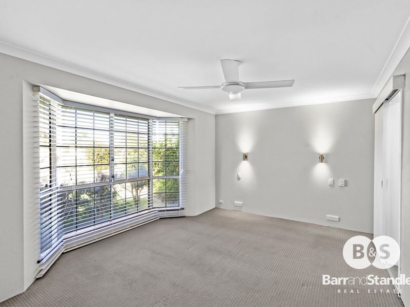 18 Whatman Way, Australind