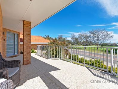 100 Seacrest Drive, Sorrento WA 6020