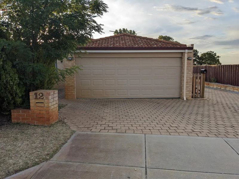 12 Daydream Way, Ridgewood