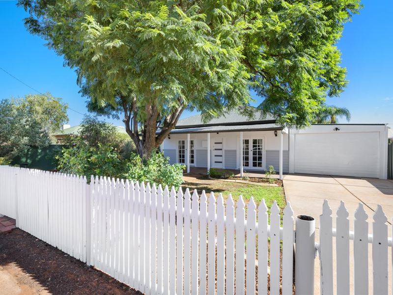 94 Killarney Street, Hannans