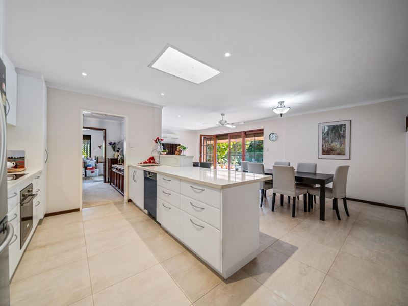 13 Mamo Place, Greenwood