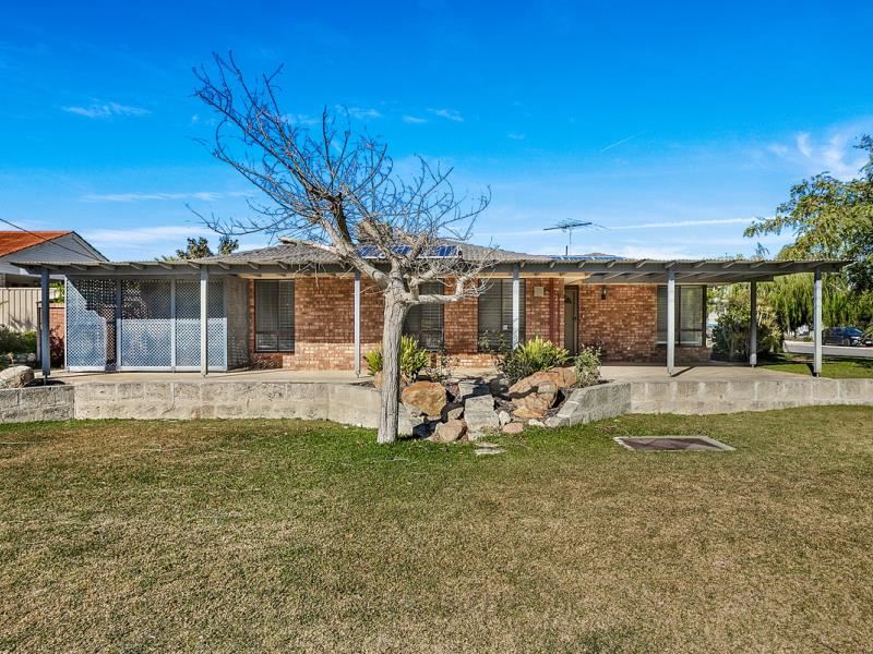 2 Ranford Way, Hillarys WA 6025