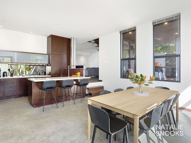 4 Princess Road, Doubleview WA 6018