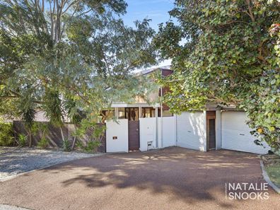 4 Princess Road, Doubleview WA 6018