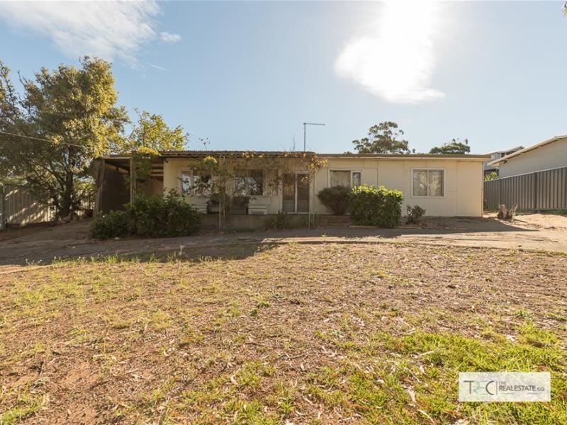 58 Cobblers Street, Falcon