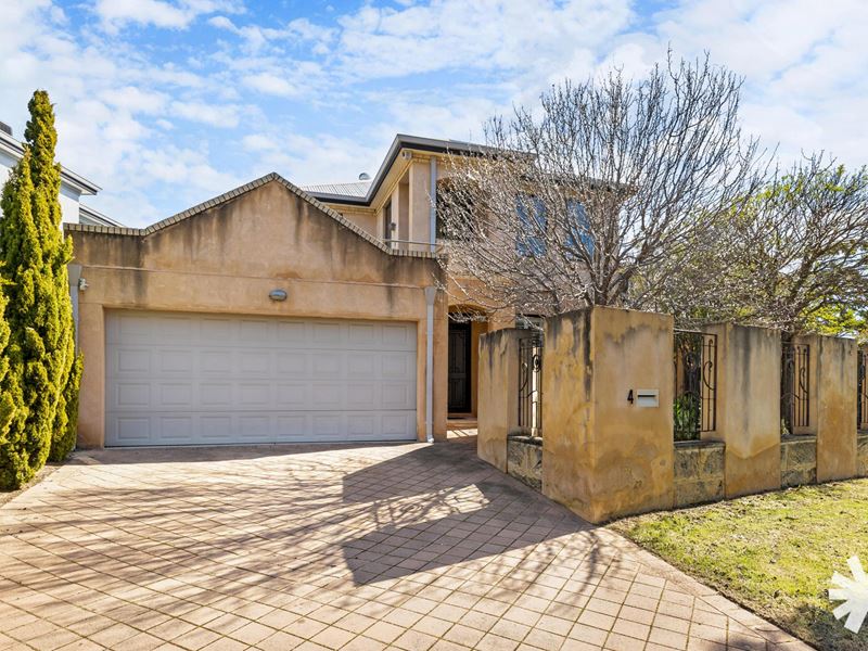 4 Stockdale Crescent, Wembley Downs