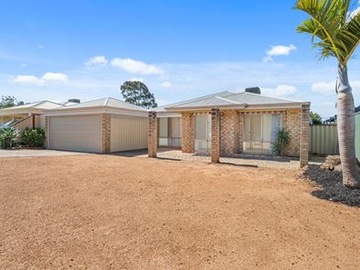 3 Moldern Place, Huntingdale WA 6110