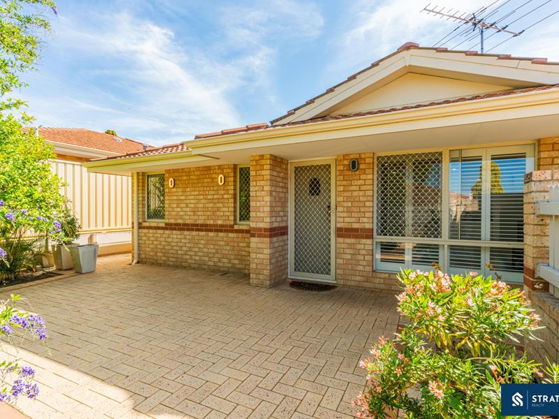 2/3 Adelphi Court, Marangaroo WA 6064