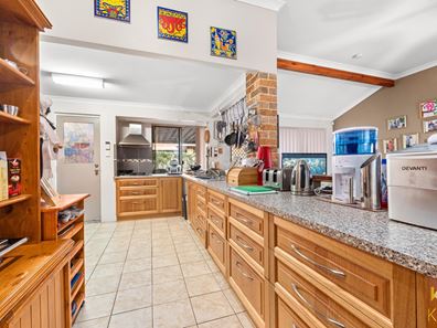 21 Indigo Cir, Warnbro WA 6169