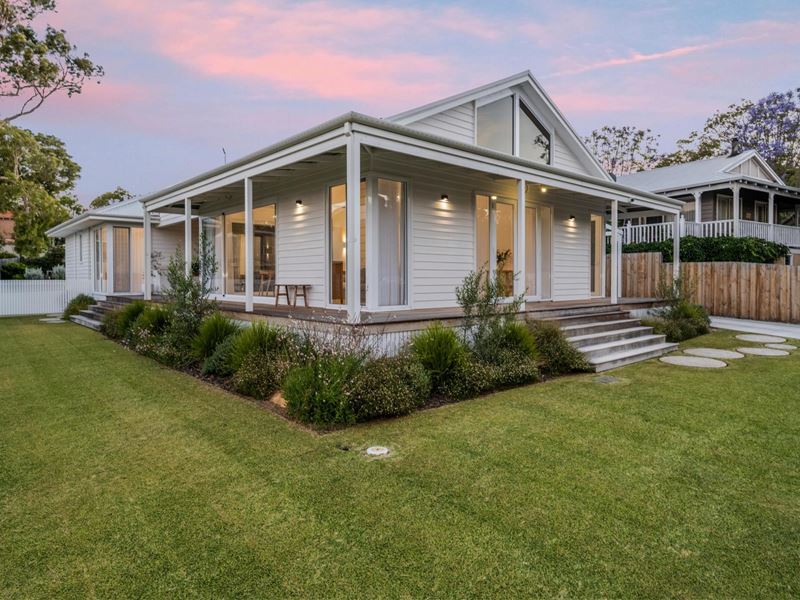 6 Watts Road, Dawesville