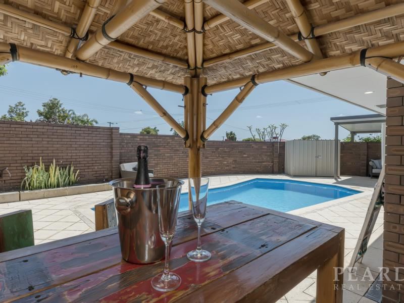 2 Garfield Way, Greenwood