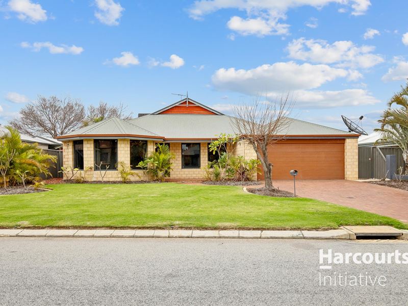 8 Shelduck Crescent, Bennett Springs