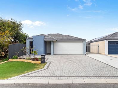 54 Benbecula Loop, Port Kennedy WA 6172