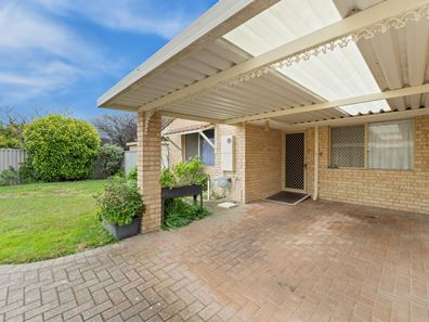 6/5 Ashford Avenue, Rockingham WA 6168