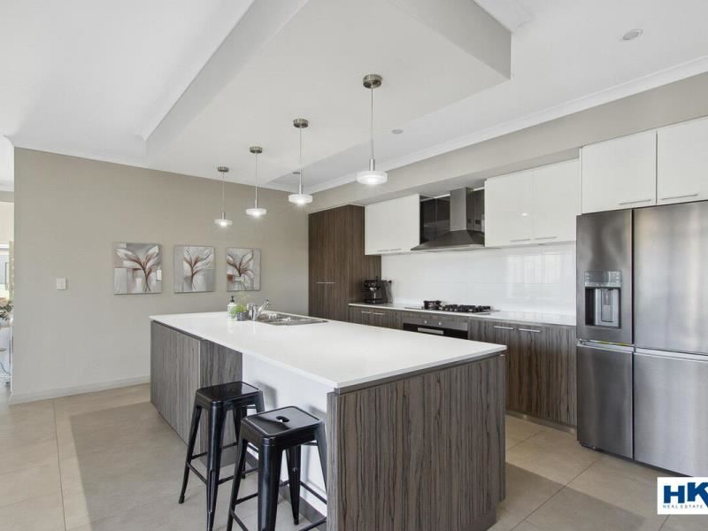 10 Wesley Way, Aveley