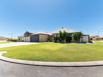 13 Newfound Street, Secret Harbour WA 6173