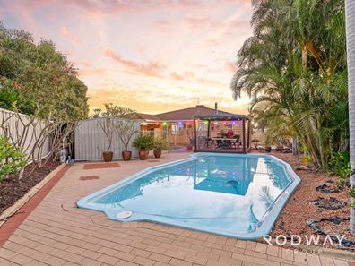 38 Abernethy Gr, Seville Grove WA 6112