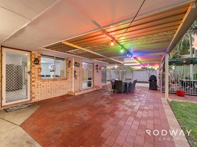 38 Abernethy Gr, Seville Grove WA 6112