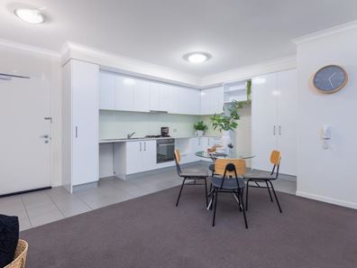 106/25 Malata Crescent, Success WA 6164