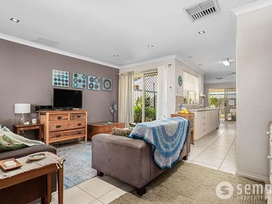 1/44 Pearson Drive, Success WA 6164