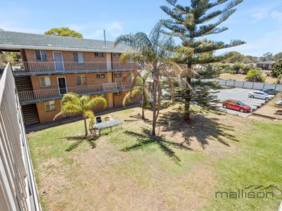 30/4 Southend Road, Hamilton Hill WA 6163