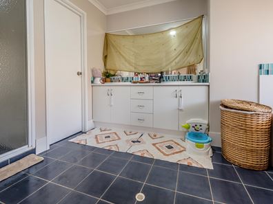 129 Glenfield Beach Drive, Glenfield WA 6532