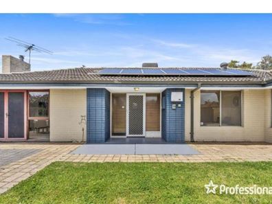 18B Lowth Road, Beckenham WA 6107