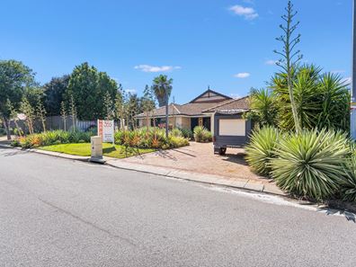 3 Millstream Grove, Ellenbrook WA 6069