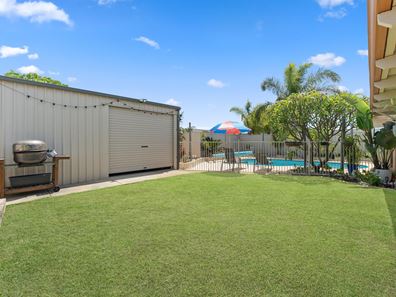 11 Manta Crt, Warnbro WA 6169