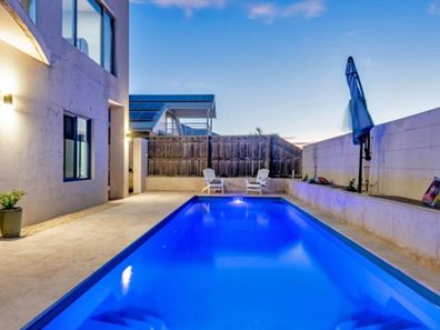 11 Capricorn Mews, Halls Head WA 6210