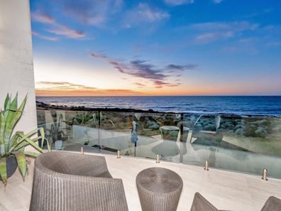 11 Capricorn Mews, Halls Head WA 6210