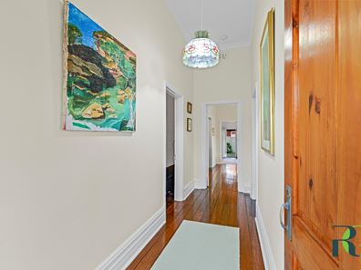 13 Solomon Street, Palmyra WA 6157