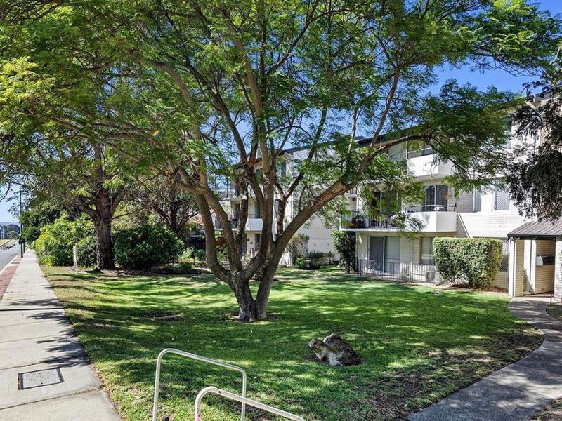 1/165 MILL POINT ROAD, South Perth
