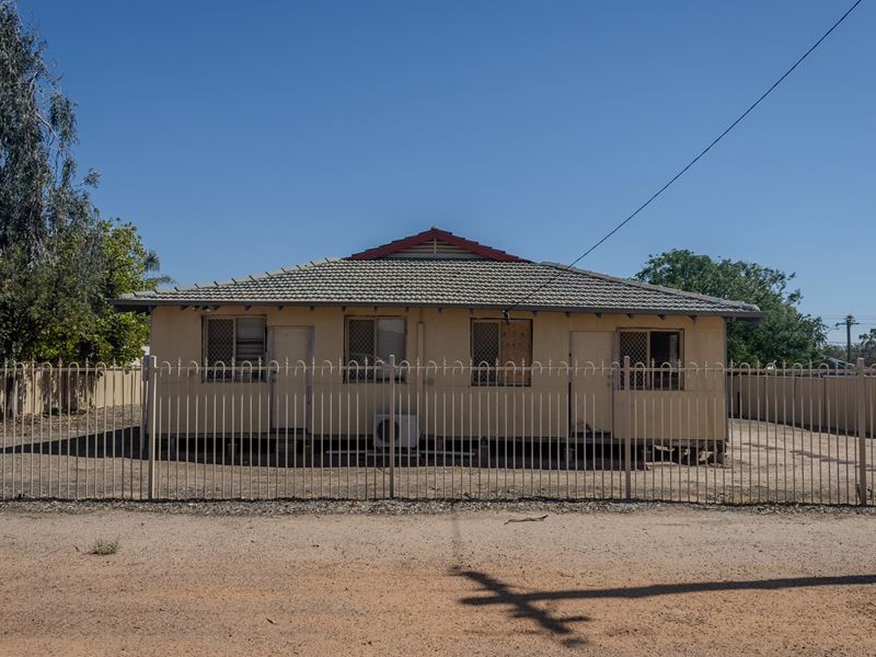 6 Ellis Road, Merredin WA 6415