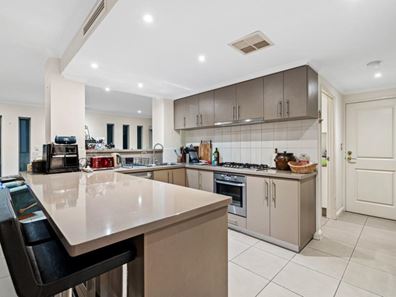 50a Edmondson Crescent, Karrinyup WA 6018