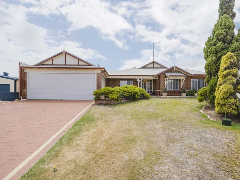 5 Livonia Place, Two Rocks WA 6037