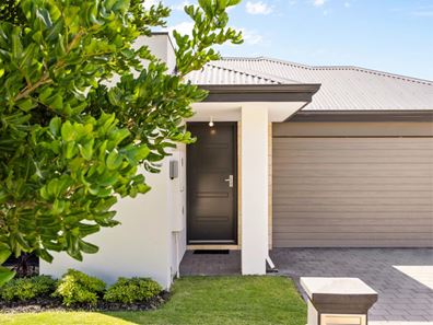8 Ladysmith Loop, Wellard WA 6170