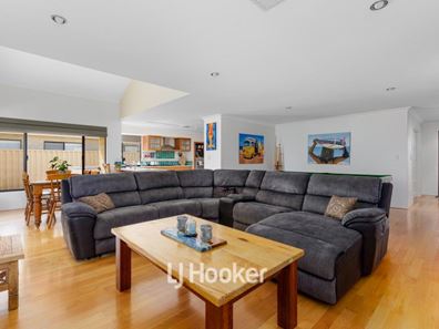 7 Tobar Road, Dalyellup WA 6230