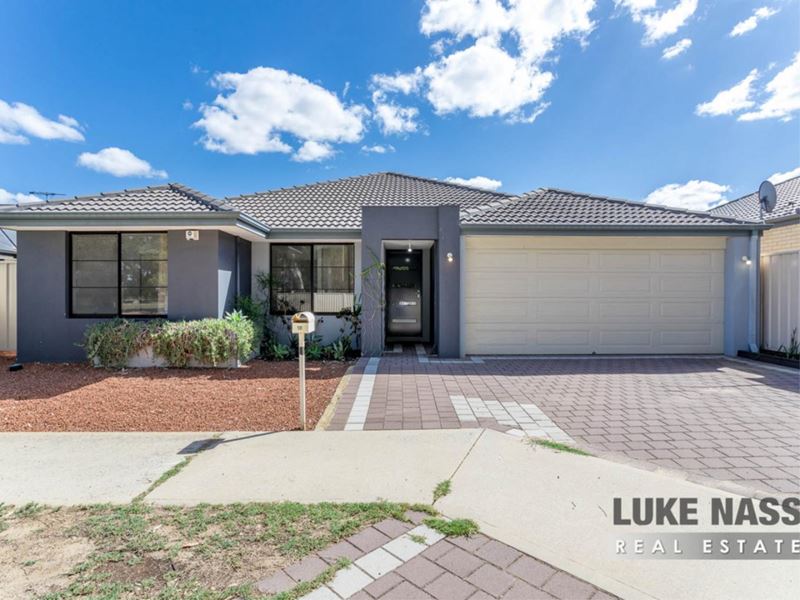 13 Bison Lane, Haynes WA 6112