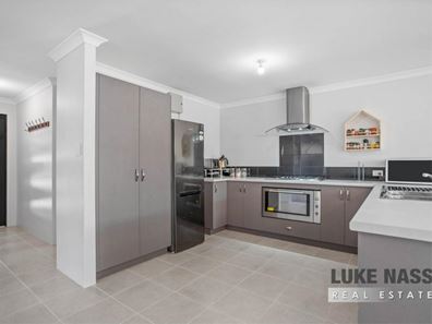13 Bison Lane, Haynes WA 6112