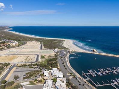 18 Lisford Avenue, Two Rocks WA 6037
