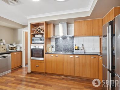 54 Minerva Loop, Success WA 6164