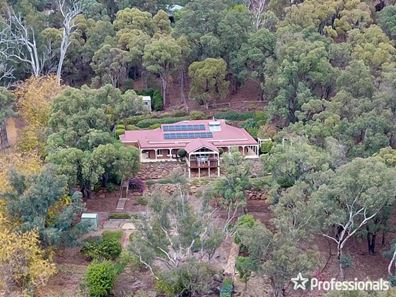63 Heritage Drive, Roleystone WA 6111