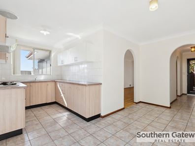 7 Riggs Place, Parmelia WA 6167