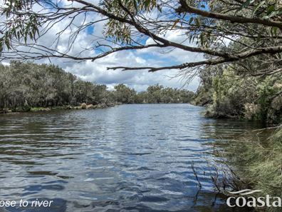 13 Appletree Place, Greenfields WA 6210